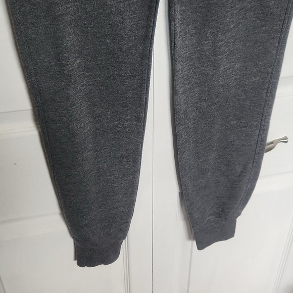 Old Navy Lightweight Joggers New With Tags Size Large - Picture 3 of 8